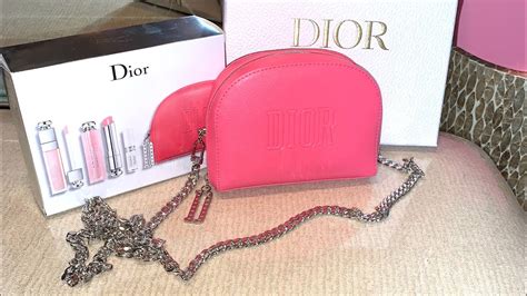 Dior rode pouch Make.